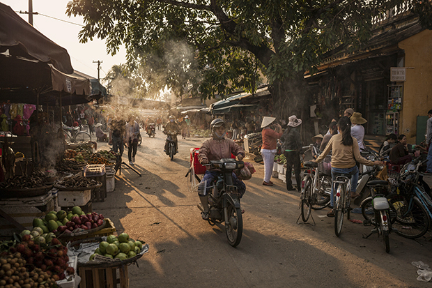 Photo Tip of the Week: Getting Started in Street Photography (Part Two)